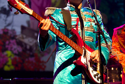 The Bootleg Beatles @ AB, picture 16, photographed by Pascal Liagre - FrontView Magazine
