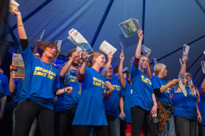 Vlaanderen Zingt 2014 - Sfeerbeelden @ Merksem, picture 5, photographed by Guy Danneels - FrontView Magazine