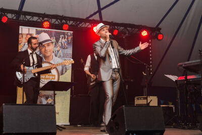 Wim Leys & @ Fundum @ Vlaanderen Zingt 2014 in Merksem, picture 9, photographed by Guy Danneels - FrontView Magazine