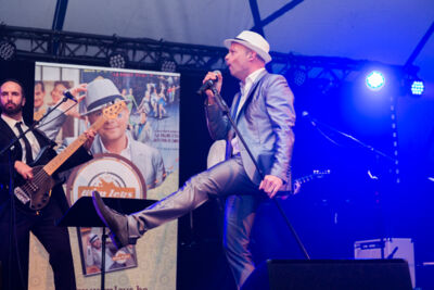 Wim Leys & @ Fundum @ Vlaanderen Zingt 2014 in Merksem, picture 18, photographed by Guy Danneels - FrontView Magazine