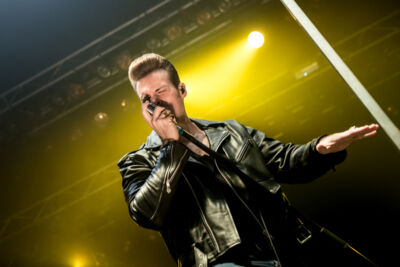The Baseballs @ 013, picture 1, photographed by Dorien Goetschalckx - FrontView Magazine