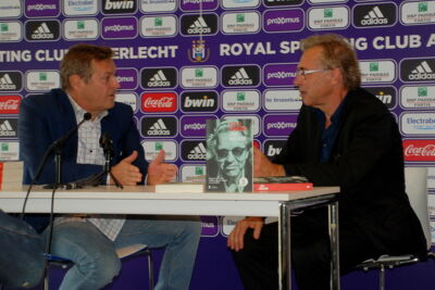 Boekvoorstelling Jan Mulder @ trainingscentrum Anderlecht, picture 6, photographed by Peter Minnebo - FrontView Magazine