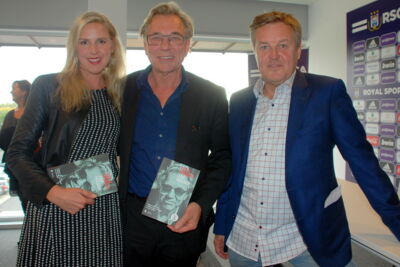 Boekvoorstelling Jan Mulder @ trainingscentrum Anderlecht, picture 17, photographed by Peter Minnebo - FrontView Magazine