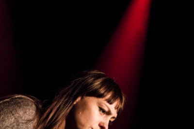 Angel Olsen @ Ab Club, foto 4, foto's door Geert Pieters - FrontView Magazine