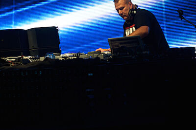 DJ Daddy K @ Urbanice, picture 5, photographed by James Van Roosbroeck - FrontView Magazine