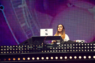 DJ Lady S @ Urbanice, picture 25, photographed by James Van Roosbroeck - FrontView Magazine