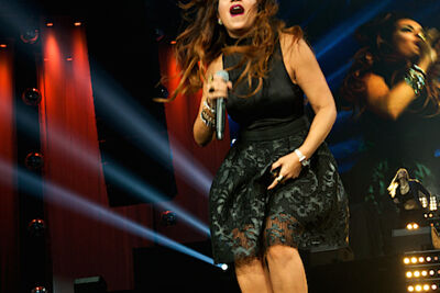 Lumidee @ Urbanice, picture 13, photographed by James Van Roosbroeck - FrontView Magazine