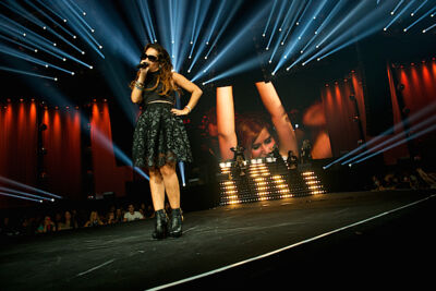 Lumidee @ Urbanice, picture 15, photographed by James Van Roosbroeck - FrontView Magazine
