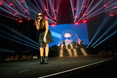 Lumidee @ Urbanice, picture 16, photographed by James Van Roosbroeck - FrontView Magazine