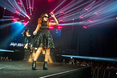 Lumidee @ Urbanice, picture 17, photographed by James Van Roosbroeck - FrontView Magazine