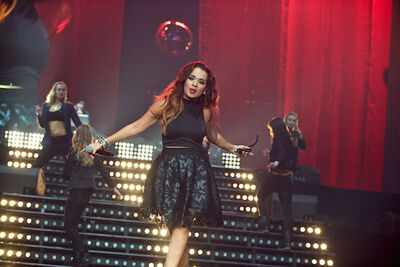 Lumidee @ Urbanice, picture 19, photographed by James Van Roosbroeck - FrontView Magazine