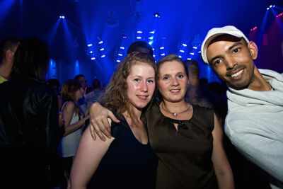 Sfeerbeelden @ Urbanice, picture 27, photographed by James Van Roosbroeck - FrontView Magazine