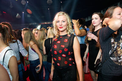 Sfeerbeelden @ Urbanice, picture 33, photographed by James Van Roosbroeck - FrontView Magazine