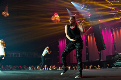Sfeerbeelden @ Urbanice, picture 57, photographed by James Van Roosbroeck - FrontView Magazine