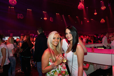 Sfeerbeelden @ Urbanice, picture 68, photographed by James Van Roosbroeck - FrontView Magazine