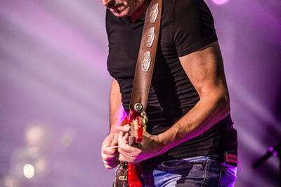 Rob de Nijs @ Lotto Arena, foto 13, foto's door Elke Briers - FrontView Magazine