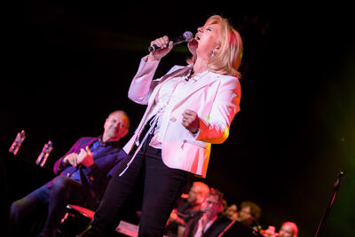 Rob de Nijs @ Lotto Arena, foto 19, foto's door Elke Briers - FrontView Magazine