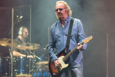 Umberto Tozzi @ Kursaal Oostende, picture 10, photographed by Guy Danneels - FrontView Magazine