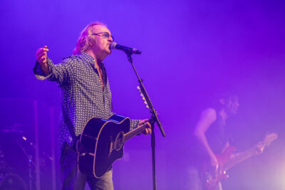Umberto Tozzi @ Kursaal Oostende, picture 40, photographed by Guy Danneels - FrontView Magazine