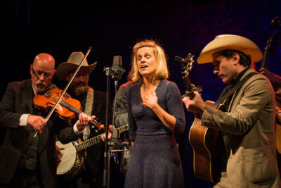 Broken Circle Breakdown Bluegrass Band - Albumvoorstelling "Unbroken! - Live in Concert" @ Bij De Vieze Gasten, picture 1, photographed by Jan van Hecke - FrontView Magazine