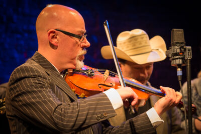 Broken Circle Breakdown Bluegrass Band - Albumvoorstelling "Unbroken! - Live in Concert" @ Bij De Vieze Gasten, picture 13, photographed by Jan van Hecke - FrontView Magazine