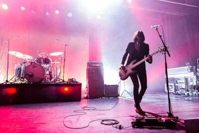 Band Of Skulls @ Trix, picture 3, photographed by Edwin Houdevelt - FrontView Magazine