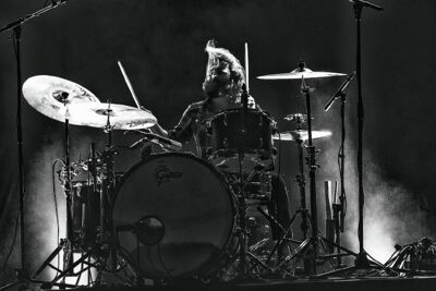 Band Of Skulls @ Trix, picture 12, photographed by Edwin Houdevelt - FrontView Magazine