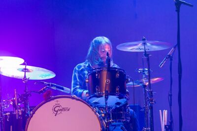 Band Of Skulls @ Trix, picture 16, photographed by Edwin Houdevelt - FrontView Magazine