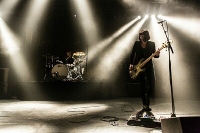 Band Of Skulls @ Trix, picture 18, photographed by Edwin Houdevelt - FrontView Magazine