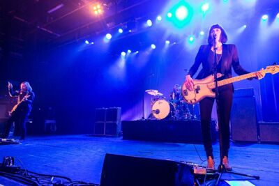 Band Of Skulls @ Trix, picture 31, photographed by Edwin Houdevelt - FrontView Magazine