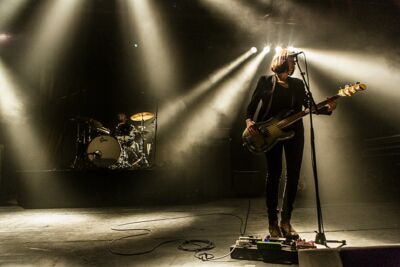 Band Of Skulls @ Trix, picture 33, photographed by Edwin Houdevelt - FrontView Magazine