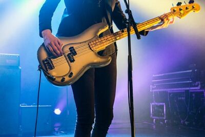 Band Of Skulls @ Trix, picture 34, photographed by Edwin Houdevelt - FrontView Magazine