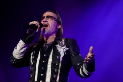 Florent Pagny @ Vorst Nationaal, picture 18, photographed by Pascal Liagre - FrontView Magazine