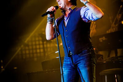 Marco Borsato - Duizend Spiegels Tour @ Ethias Theater, foto 19, foto's door Elke Briers - FrontView Magazine