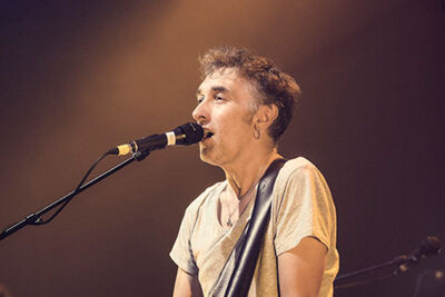 Yann Tiersen @ AB, picture 12, photographed by Jef Peeters - FrontView Magazine