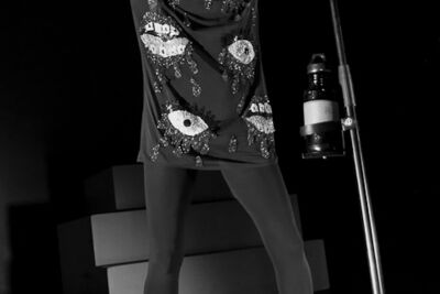 St Vincent @ TRIX, picture 1, photographed by Walter Grimm - FrontView Magazine