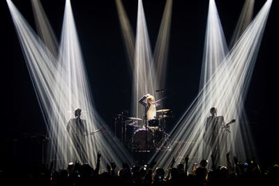 Puggy @ Ancienne Belgique, picture 7, photographed by Elke Briers - FrontView Magazine