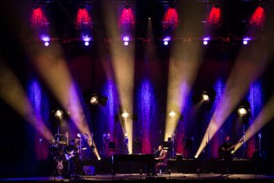 John Legend @ Vorst Nationaal, picture 11, photographed by Dorien Goetschalckx - FrontView Magazine