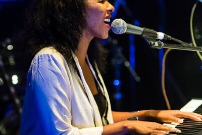 Fiona Zemmeny @ De Vieze Gasten, picture 5, photographed by Edwin Houdevelt - FrontView Magazine