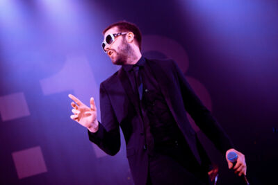 Kasabian @ Vorst Nationaal, picture 3, photographed by Dorien Goetschalckx - FrontView Magazine