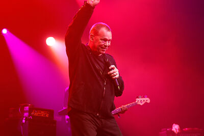 UB40 @ 013 @ 013 Tilburg, picture 10, photographed by Marc Stoffels - FrontView Magazine