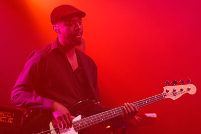 UB40 @ 013 @ 013 Tilburg, picture 11, photographed by Marc Stoffels - FrontView Magazine