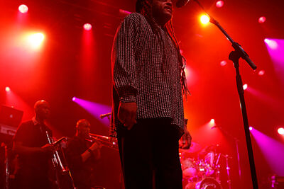 UB40 @ 013 @ 013 Tilburg, picture 12, photographed by Marc Stoffels - FrontView Magazine