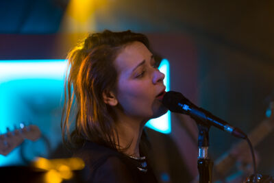 Dotan @ Qube QMusic, foto 27, foto's door Johan Van Buggenhout - FrontView Magazine
