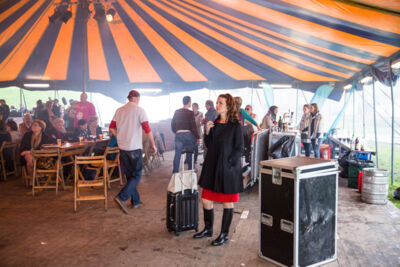 Lee & Cindy C. Fimsetbezoek Dag 2 @ Heffen, picture 46, photographed by Guy Danneels - FrontView Magazine