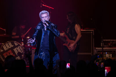 Billy Idol @ Koninklijk Circus, picture 6, photographed by Dorien Goetschalckx - FrontView Magazine