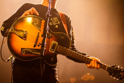 George Ezra @ Trix, picture 4, photographed by Tristan Herftijd - FrontView Magazine