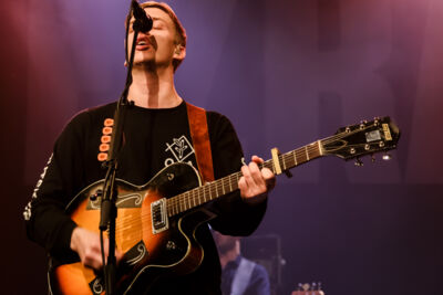 George Ezra @ Trix, picture 14, photographed by Tristan Herftijd - FrontView Magazine