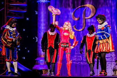 De Grote Sinterklaasshow 2014 @ Sportpaleis, foto 39, foto's door Elke Briers - FrontView Magazine