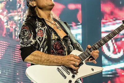 Scorpions @ Paleis 12, foto 8, foto's door Edwin Houdevelt - FrontView Magazine